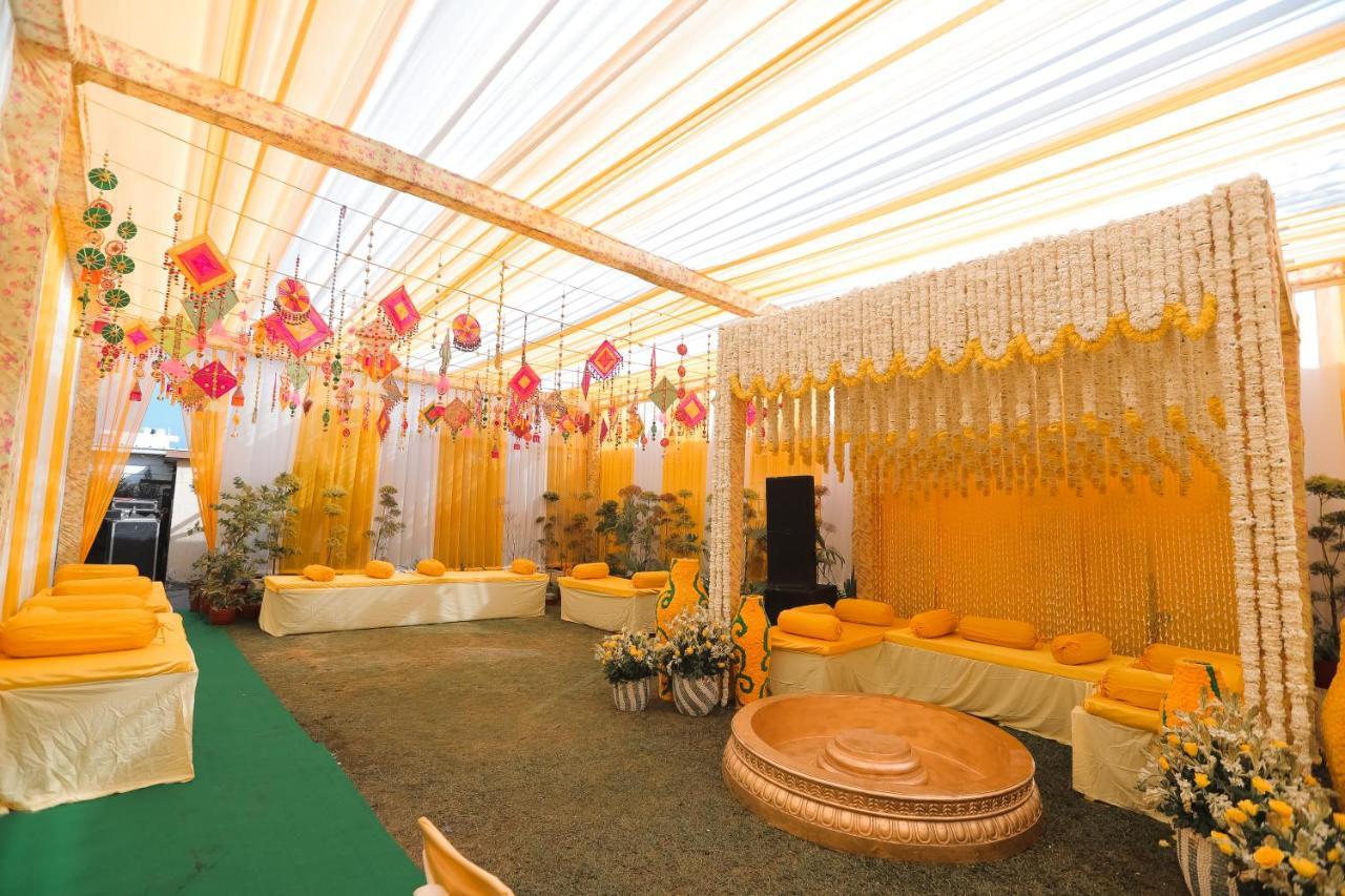 Hotel Saffron Leaf Dehradun Buitenkant foto