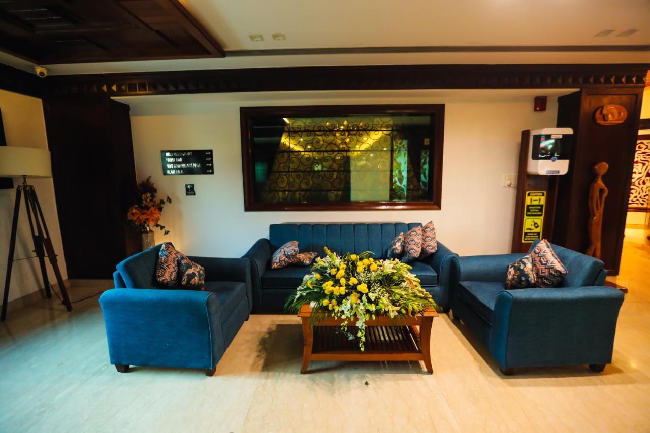 Hotel Saffron Leaf Dehradun Buitenkant foto