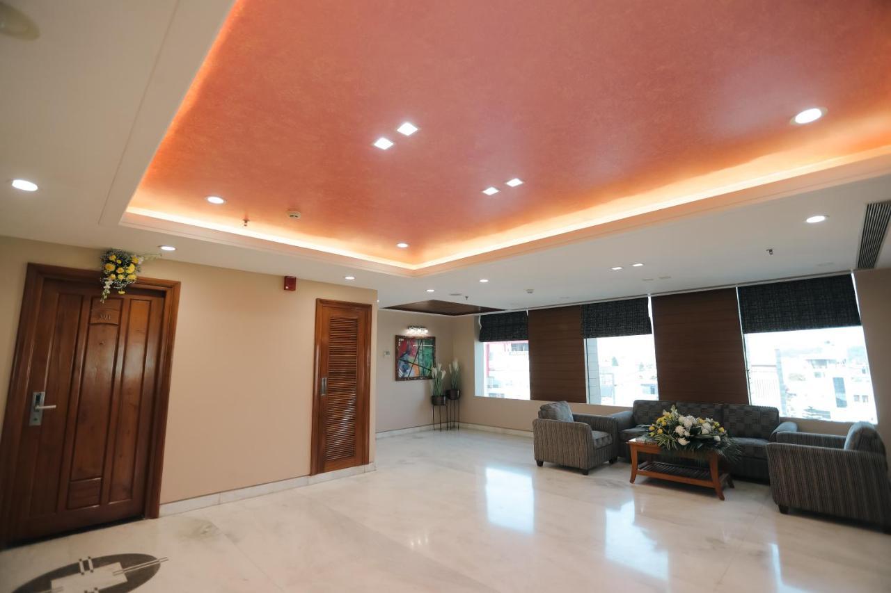 Hotel Saffron Leaf Dehradun Buitenkant foto