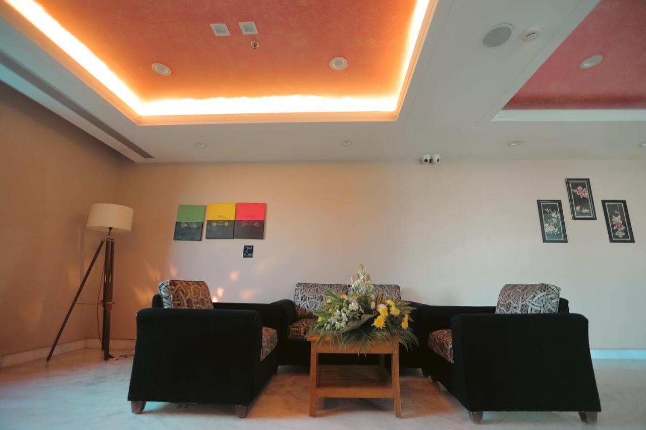 Hotel Saffron Leaf Dehradun Buitenkant foto