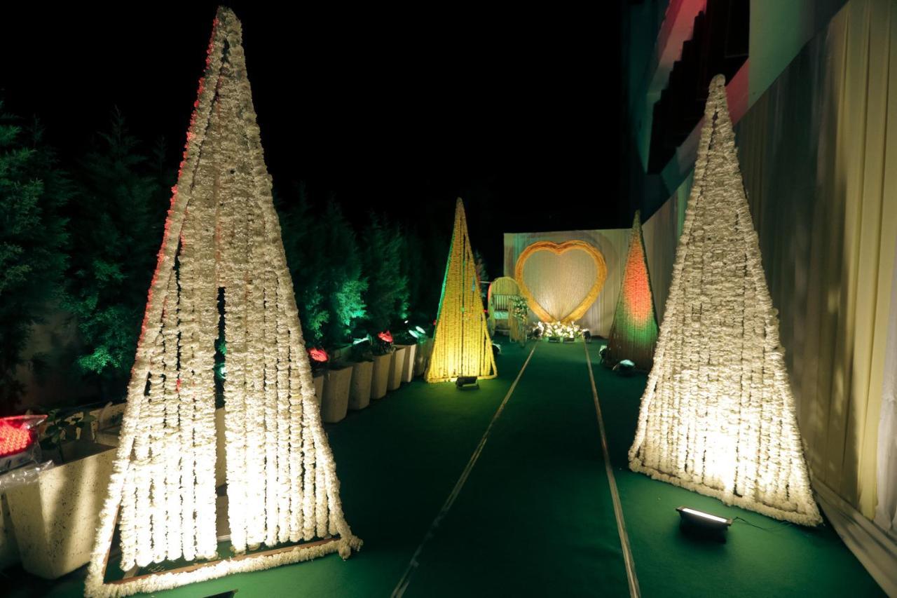 Hotel Saffron Leaf Dehradun Buitenkant foto