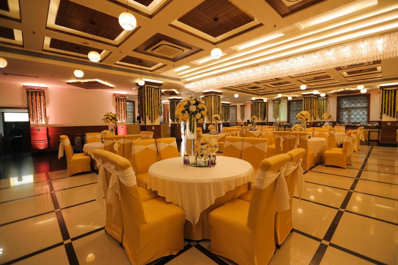Hotel Saffron Leaf Dehradun Buitenkant foto