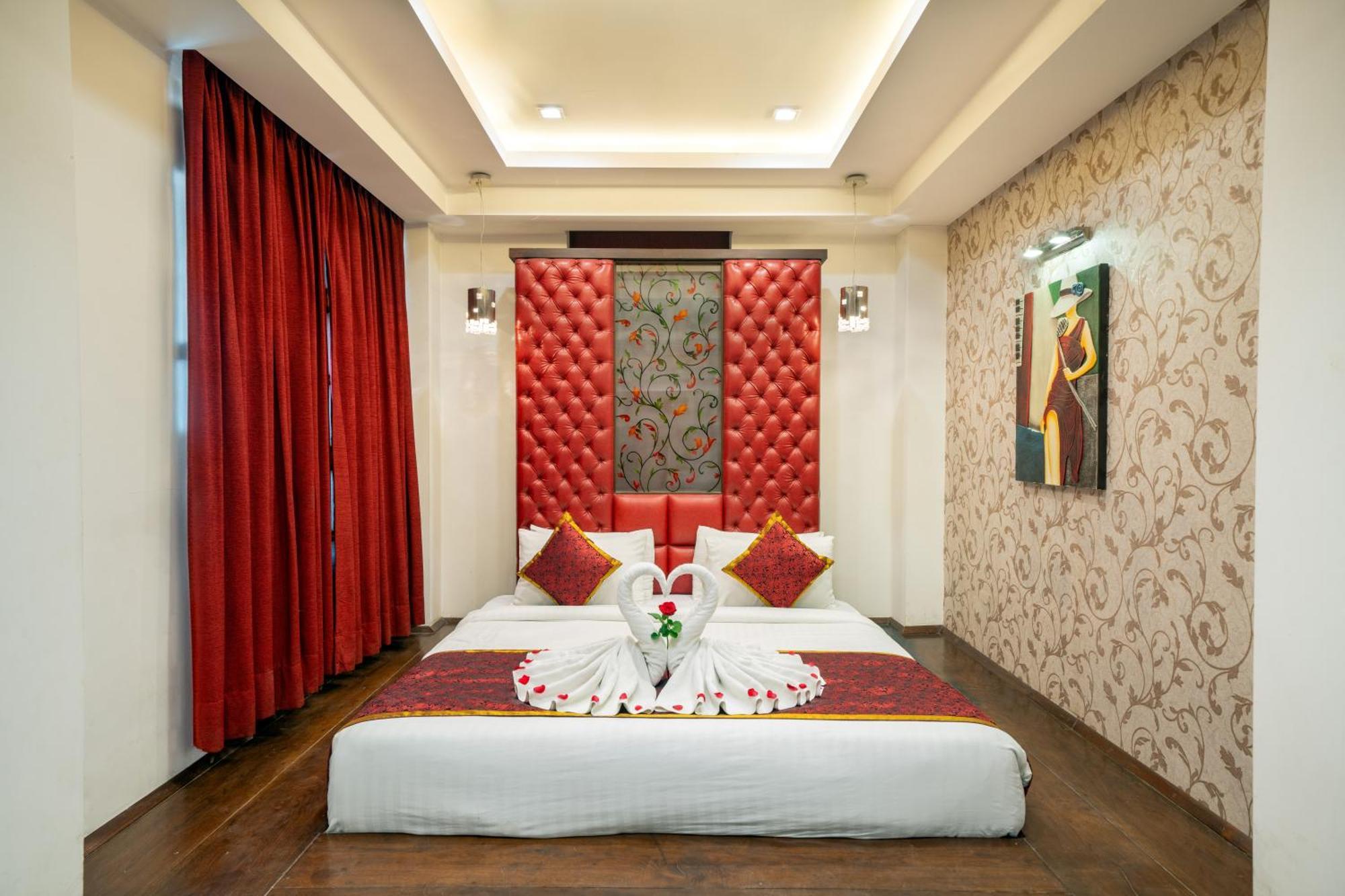 Hotel Saffron Leaf Dehradun Buitenkant foto