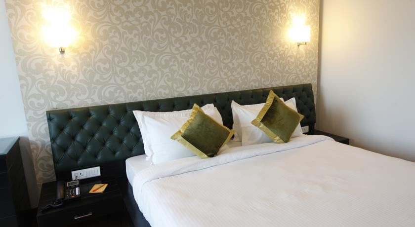 Hotel Saffron Leaf Dehradun Buitenkant foto